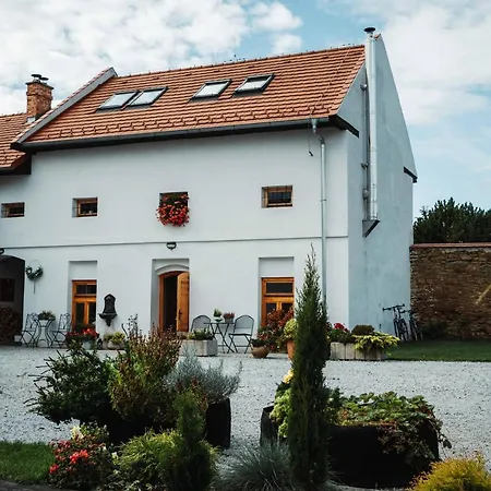 čákyho Kúria - Pre 4 Osoby S Krbom A Saunami *