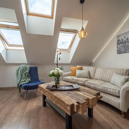 Cakyho Kuria - Pre 4 Osoby S Krbom A Saunami * Smižany