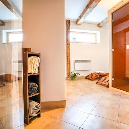 Cakyho Kuria - Pre 4 Osoby S Krbom A Saunami Apartment Smižany
