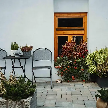 Cakyho Kuria - Pre 4 Osoby S Krbom A Saunami Apartmán Smižany