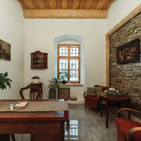 Cakyho Kuria - Pre 4 Osoby S Krbom A Saunami